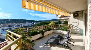Apartamento con gran terraza
